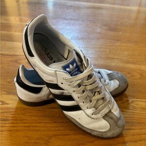 Adidas Samba OG white/black
Men’s Size 10.0